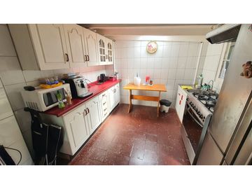 Venta casa 4D 2B con excelente ubicación en Los Andes