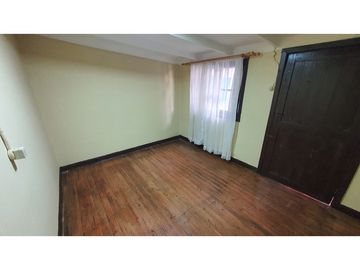 Venta casa 4D 2B con excelente ubicación en Los Andes