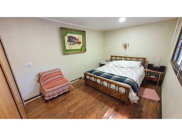 Venta casa 4D 2B con excelente ubicación en Los Andes