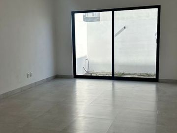 CASA NUEVA EN VENTA EN SENDEROS DE MONTEVERDE