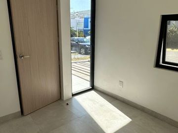 CASA NUEVA EN VENTA EN SENDEROS DE MONTEVERDE