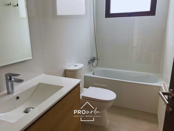 Casa en Venta en Santa Filomena / Parque Las Brisas