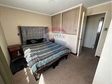 Casa esquina de 2 pisos