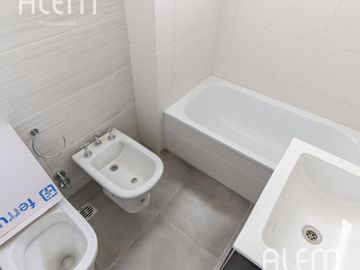Departamento en  LOMASA DE ZAMORA OESTE