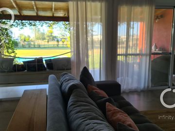 Casa en Barrio Fincas de San Vicente
