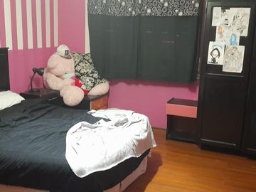 Casa en venta - 3 Dormitorios 2 Baños - Cochera - 260Mts2 - Merlo Oeste