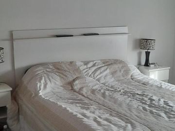 Casa en venta - 3 Dormitorios 2 Baños - Cochera - 260Mts2 - Merlo Oeste