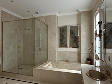 VENTA Departamento estilo francés en Recoleta