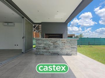 Casa de 4 dormitorios en venta en Terralagos Canning