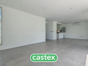 Casa de 4 dormitorios en venta en Terralagos Canning