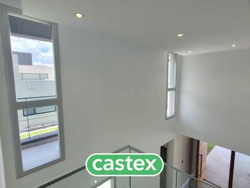 Casa de 4 dormitorios en venta en Terralagos Canning