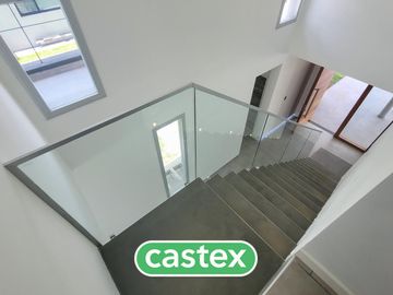 Casa de 4 dormitorios en venta en Terralagos Canning