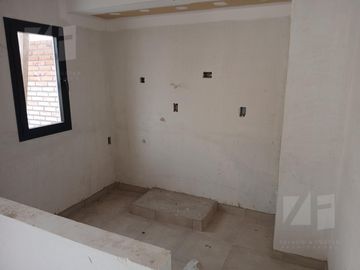 Último, departamento 1 dormitorio en construcción edificio Renato Buen Pastor