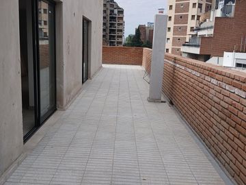 Último, departamento 1 dormitorio en construcción edificio Renato Buen Pastor