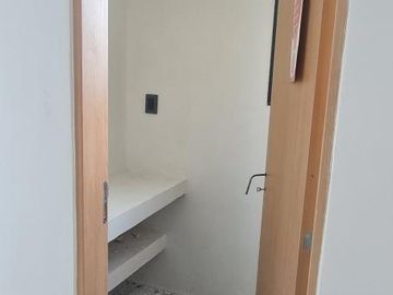 Casa en venta - 3 Dormitorios 3 Baños - Cochera - 579Mts2 - Pilar del Este
