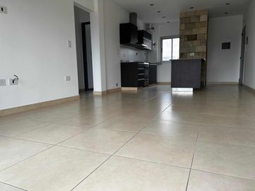 Departamento en venta - 2 Dormitorios 1 Baño - Cochera - 65Mts2 - Monte Grande, Esteban Echeverría