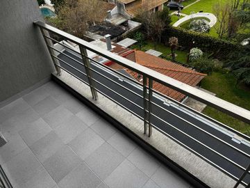 Departamento en venta - 2 Dormitorios 1 Baño - Cochera - 65Mts2 - Monte Grande, Esteban Echeverría