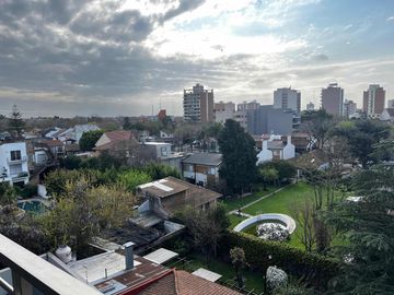 Departamento en venta - 2 Dormitorios 1 Baño - Cochera - 65Mts2 - Monte Grande, Esteban Echeverría