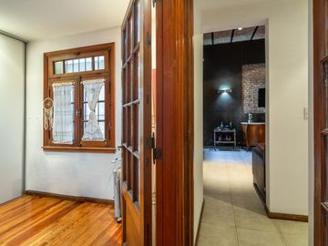 Casa en venta - 5 ambientes - cochera - Villa Pueyrredon