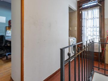 Casa en venta - 5 ambientes - cochera - Villa Pueyrredon