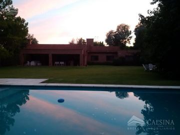 Casa en venta en Villa Allende