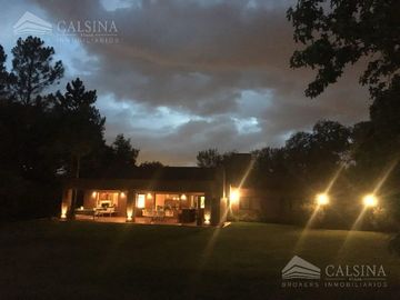 Casa en venta en Villa Allende