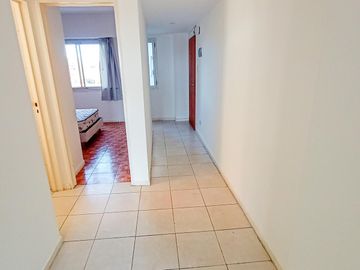 Venta  Departamento en Lanús Este 2 ambientes con balcón al contrafrente