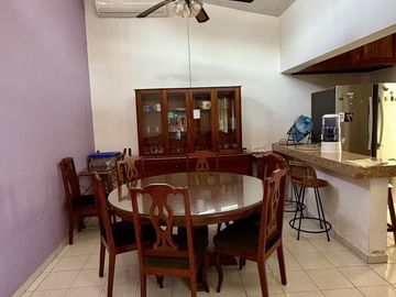 Casa en Venta de 1 Piso en Jardines de las Lomas Zona Norte de Colima