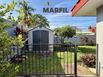 Casa en Venta de 1 Piso en Jardines de las Lomas Zona Norte de Colima