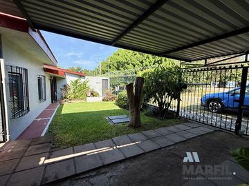 Casa en Venta de 1 Piso en Jardines de las Lomas Zona Norte de Colima