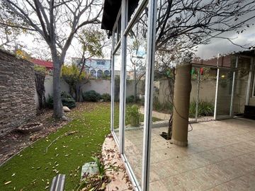 Casa en venta con  jardín - Playas de Tijuana - secc coronado