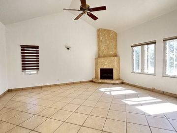 Casa en venta con  jardín - Playas de Tijuana - secc coronado