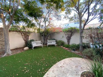 Casa en venta con  jardín - Playas de Tijuana - secc coronado