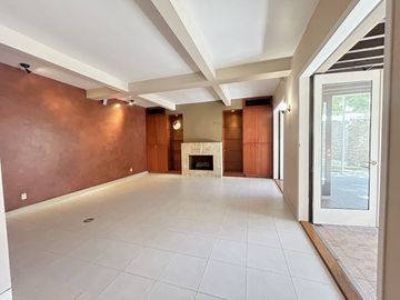 Casa en venta con  jardín - Playas de Tijuana - secc coronado