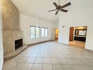 Casa en venta con  jardín - Playas de Tijuana - secc coronado