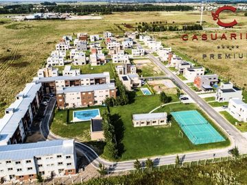 EXCELENTE DEPTO. 3 AMBIENTES EN PRIMER PISO BARRIO CERRADO