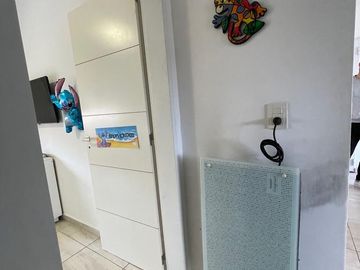 EXCELENTE DEPTO. 3 AMBIENTES EN PRIMER PISO BARRIO CERRADO
