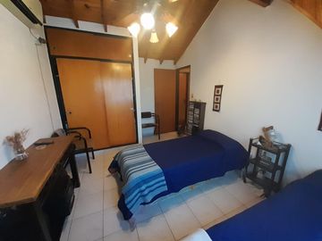 Hermosa Casa de Dos Plantas en Venta en un solo lote Country BAnco Provincia, Moreno.
