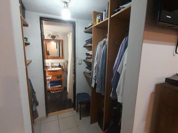 Hermosa Casa de Dos Plantas en Venta en un solo lote Country BAnco Provincia, Moreno.
