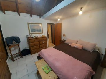 Hermosa Casa de Dos Plantas en Venta en un solo lote Country BAnco Provincia, Moreno.