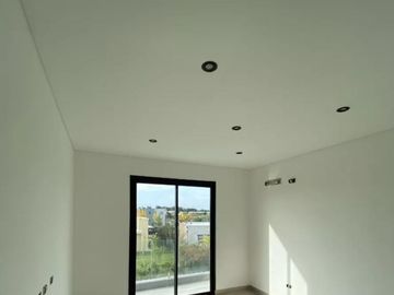 Casa en Venta, Haras Santa Maria - Escobar  - GBA Norte