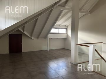 Casa en  LOMAS DE ZAMORA OESTE