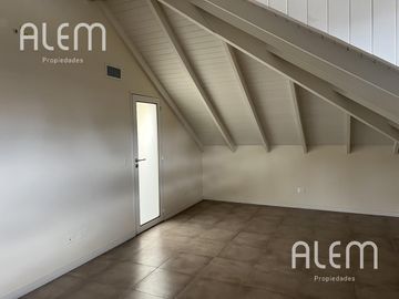 Casa en  LOMAS DE ZAMORA OESTE