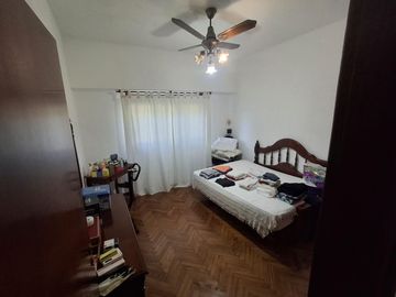 Casa mas departamento  en Victoria