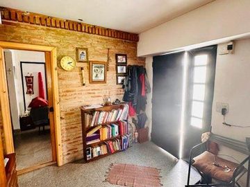 Casa en venta - 2 Dormitorios 1 Baño - Cochera - 401Mts2 - 12 De Octubre, Berazategui