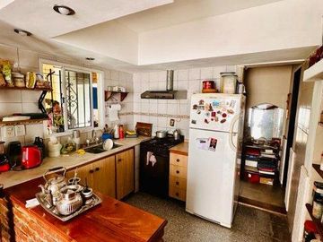 Casa en venta - 2 Dormitorios 1 Baño - Cochera - 401Mts2 - 12 De Octubre, Berazategui