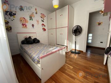 CASA EN FUNES