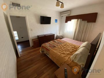 CASA EN FUNES