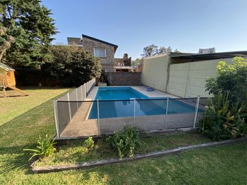 CASA EN FUNES