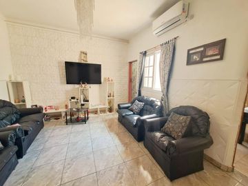 VENTA CASA 4 AMB 178 M2 COCHERA LANÚS OESTE